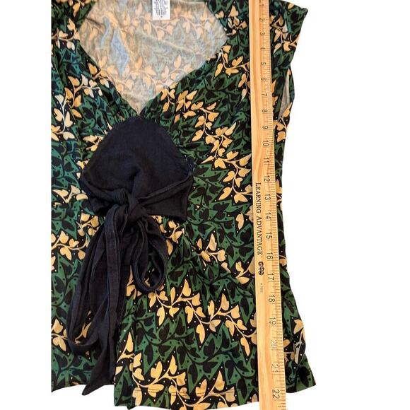 Diane von Fürstenberg Silk Blend Floral Tie-Front Top Size M Leaf Print GUC - Picture 11 of 12